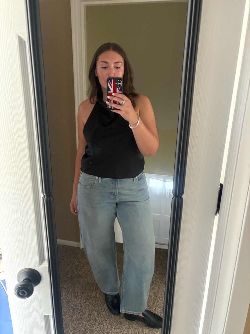 GAP Low Rise Barrel Leg Light Indigo Women’s Jeans